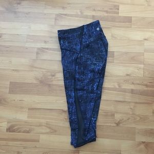Lululemon Leggings - size 4